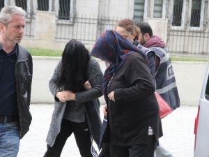 Anne-kıza Adli Kontrol