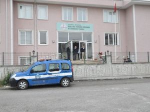 Sakarya’da Kız Öğrenci Yurdu Mühürlendi