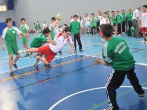 Spor Şenlikleri’nde Hentbol Şöleni Yaşandı