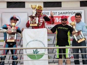 Pistlerde Osmangazi Fırtınası Dinmiyor