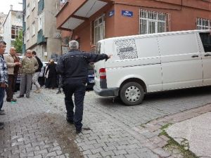 Kamyonetin Çarptığı Yaşlı Kadın Hastanelik Oldu