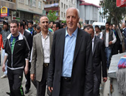 Ümit Gitti Yönetim Sokağa Çıktı
