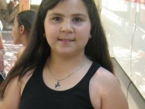 14 Yaşındaki Kız Öğrenci Kalbine Yenildi