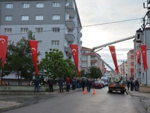 Şehidin Sokağı Bayraklarla Donatıldı