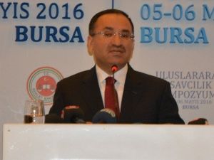 Adalet Bakanı Bekir Bozdağ: