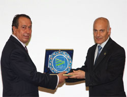 RÜ'de Protokol Yönetim Semineri Verildi