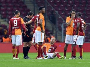 Galatasaray’a Derbi Öncesi Şoku
