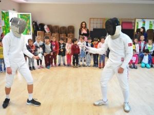Spor Şenlikleri’nde Eskrim Rüzgarı Esti