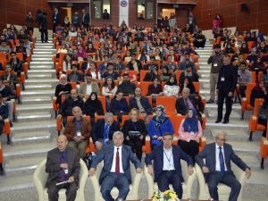 Gümüşhane’de 29 Bildirili Cemil Meriç Sempozyumu