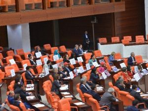 Hdp’li Toğrul’dan İş Kanunu Protestosu