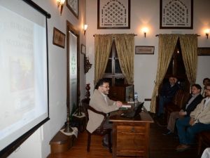 Sultanların Şairi Anıldı