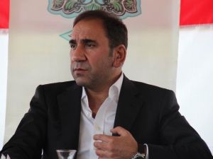 Mecnun Otyakmaz’a ’Devam Et’ Baskısı