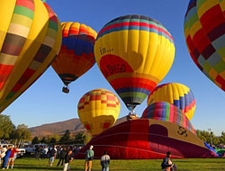 Rize'de Uçan Balon Turu