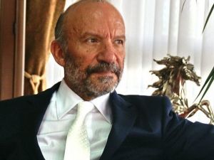Kurucu Rektör Dr. Suat Günsel’e Ardahan Üniversitesi’nden Fahri Doktora