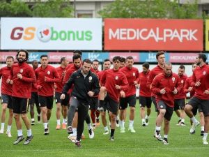 Galatasaray, Derbi Hazırlıklarını Sürdürüyor