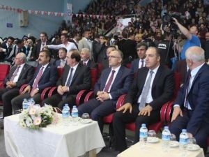 Maliye Bakanı Ağbal, Üniversite Mezunlarına Seslendi