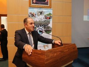 Bayburt Üniversitesinde Bayburt Örneğinde Şehir Ve Göç Konferansı