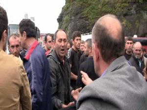 Gürcistan’a Geçen Türk Protokolünün Yolu Kesildi