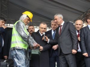Bakan Ağbal, Cami Temel Atma Törenine Katıldı