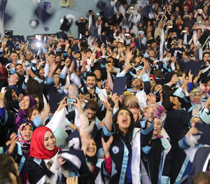 Bayburt Üniversitesinde Mezuniyet Sevinci Yaşandı