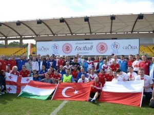 Parlamentolar Arası Futbol Turnuvası Glorıa Sports Arena’da