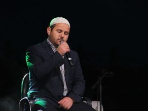 Grup Tillo, Türkçe, Kürtçe Ve Zazaca İlahiler Söyledi