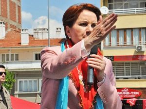 Akşener: "Vız Gelir Tırıs Gider"