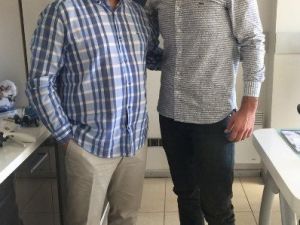 80 Kilo Verdi, Arkadaşları Sesinden Tanıdı