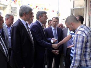 Chp Heyeti Roketlerin Hedefi Olan Kilis’te Esnafları Ziyaret Etti