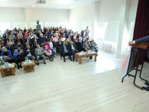 Genç’ten Ortaokula Konferans Salonu