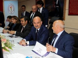 Sağlık Bakanı Müezzinoğlu’nun Kayseri Temasları