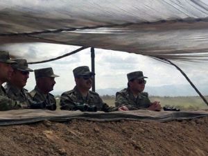 Azerbaycan Ordusu Tatbikat Yaptı