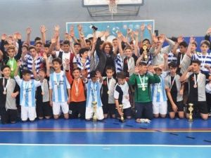 Spor Şenlikleri’nde Futsal Heyecanı