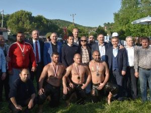 Kabulbaba’da Pehlivan Geçidi