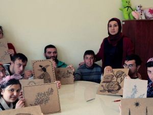 Özel İnsanlar, Osmanlı Sanatını Yaşatıyorlar