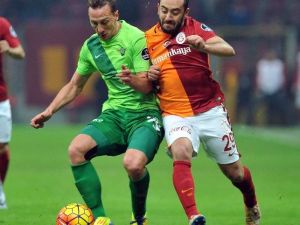 Akhisar Belediyespor Günü İzinli Geçiriyor