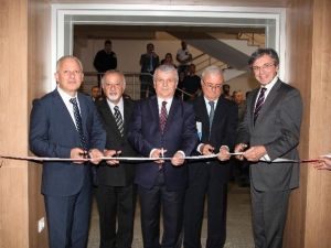Yıldız Teknik Üniversitesi’nden, Emekli Hocasına Vefa