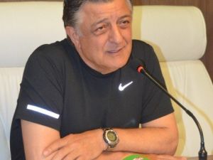 Vural: "Oyuncularım Beni Heyecanlandırıyor"