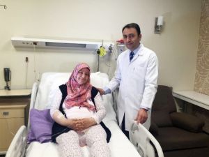 Canlı Yayında Ameliyatla, ’Şeker’ Gibi Hayata Başladı