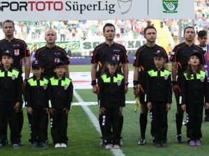 Akhisarspor’dan Maçın Hakemi Arslanboğa’ya Tepki