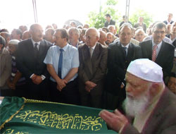 Kalkavan Ebediyete Uğurlandı