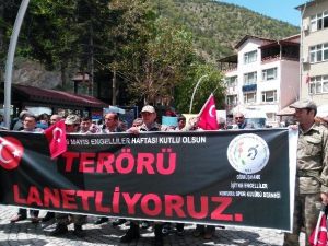 Gümüşhane İşitme Engelliler Derneğinden Üniformalı Terör Tepkisi