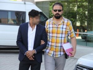 Hapis Cezasına Çarptırılan Sigara Kaçakçısı Tutuklandı