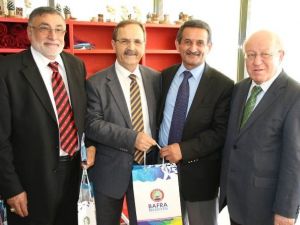 Şairlerden Başkan Şahin’e Ziyaret