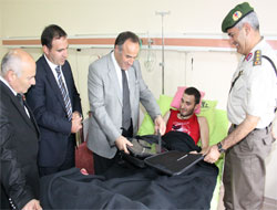 Rize Valisi'nden Vurulan Üniversiteliye Ziyaret