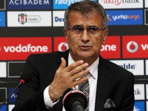 Şenol Güneş: "Kazandığımız Şampiyonlukta Rakiplerimizin De Büyük Payı Var"