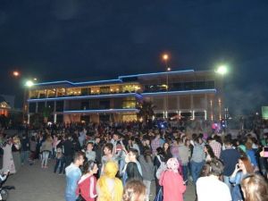 Yeşilyurt Avm 19 Mayıs Gençlik Şöleni