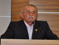 Sümer Görevi Devretti