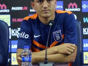Medipol Başakşehir, Cengiz Ünder’le 5 Yıllık Sözleşme İmzaladı