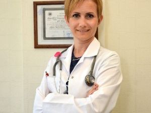 Uzm. Dr. İzmir: "Sigara İçenlerde Kanser Riski Çok Yüksek"